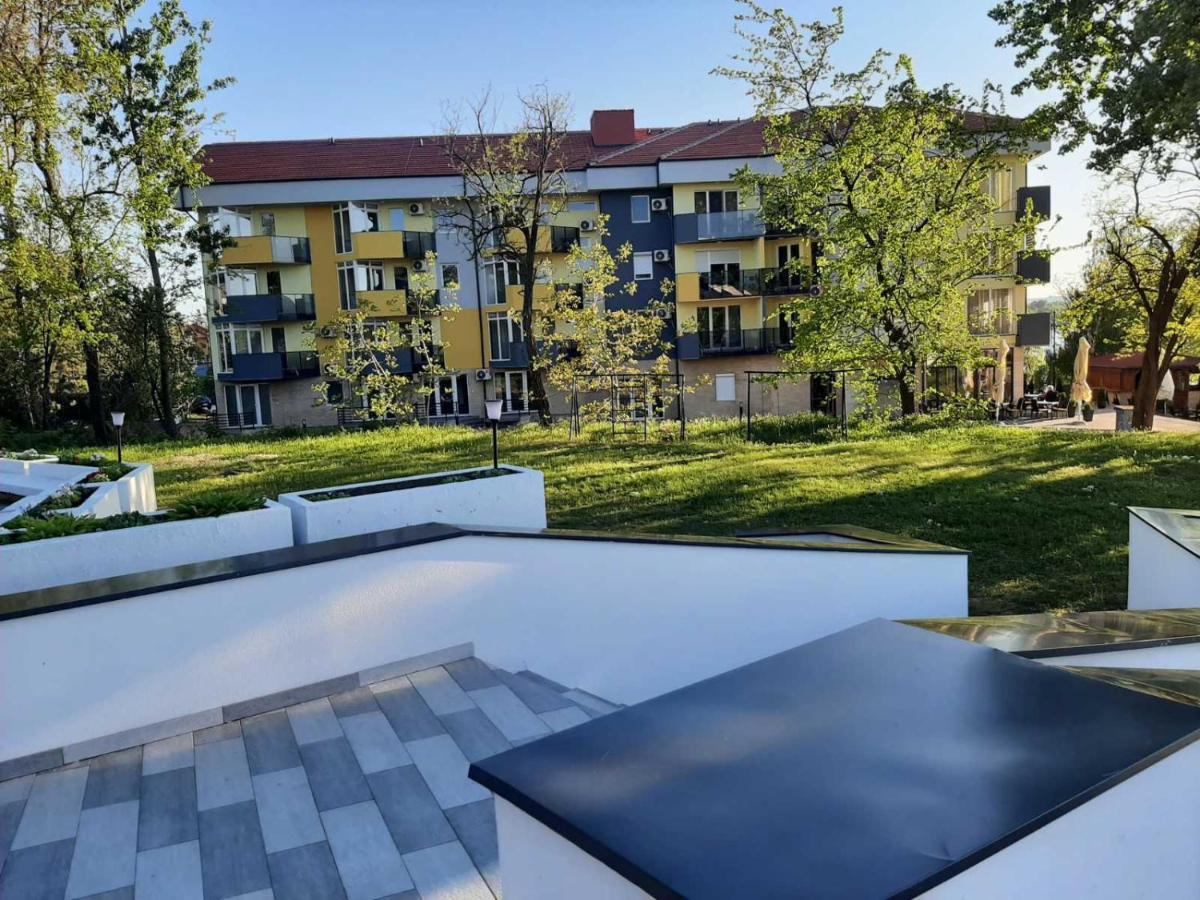 Apartmani K&V Veliko Gradište Kültér fotó