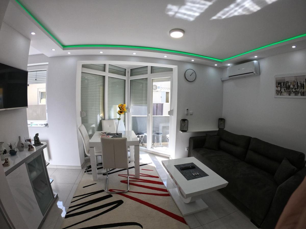 Apartmani K&V Veliko Gradište Kültér fotó