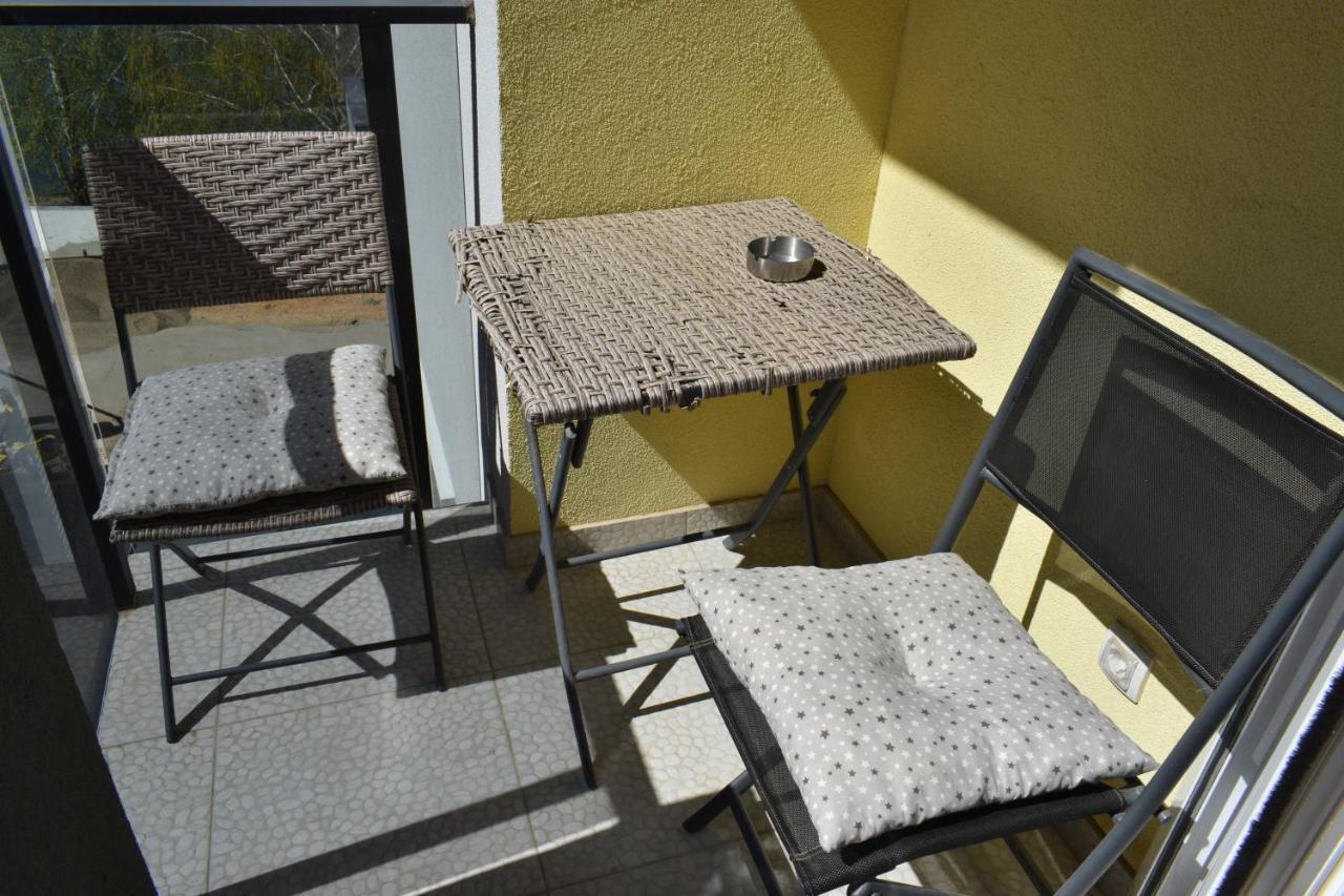 Apartmani K&V Veliko Gradište Kültér fotó