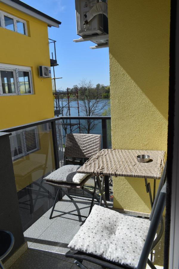Apartmani K&V Veliko Gradište Kültér fotó