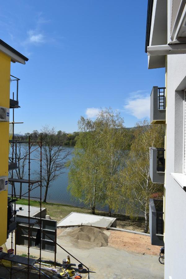 Apartmani K&V Veliko Gradište Kültér fotó
