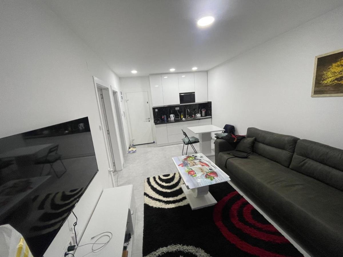 Apartmani K&V Veliko Gradište Kültér fotó