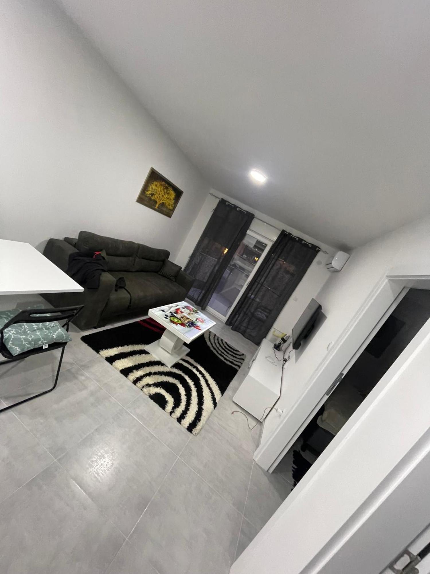 Apartmani K&V Veliko Gradište Kültér fotó